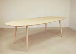 Eettafel Oblungo MENK